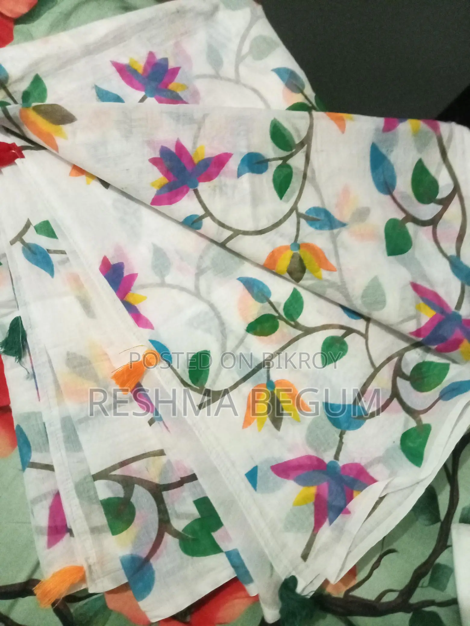 শাড়ি বিক্রির জন্য