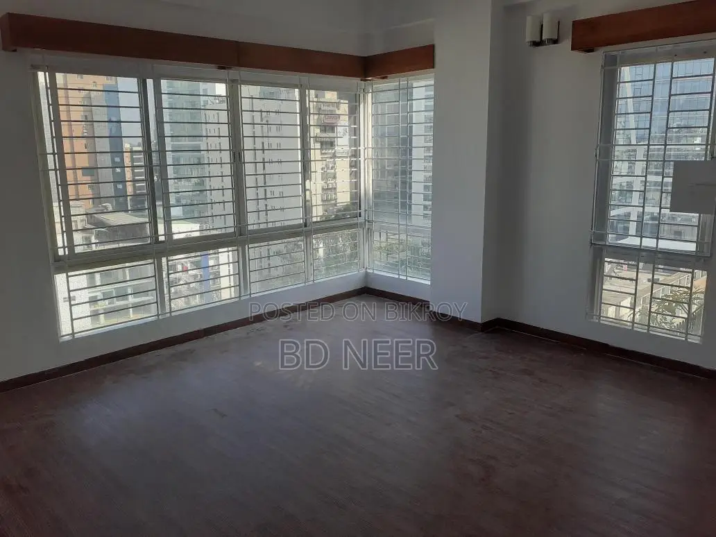 Duplex Semi Furnished 4 Bedroom Apt. Rent at Gulshan-2 North