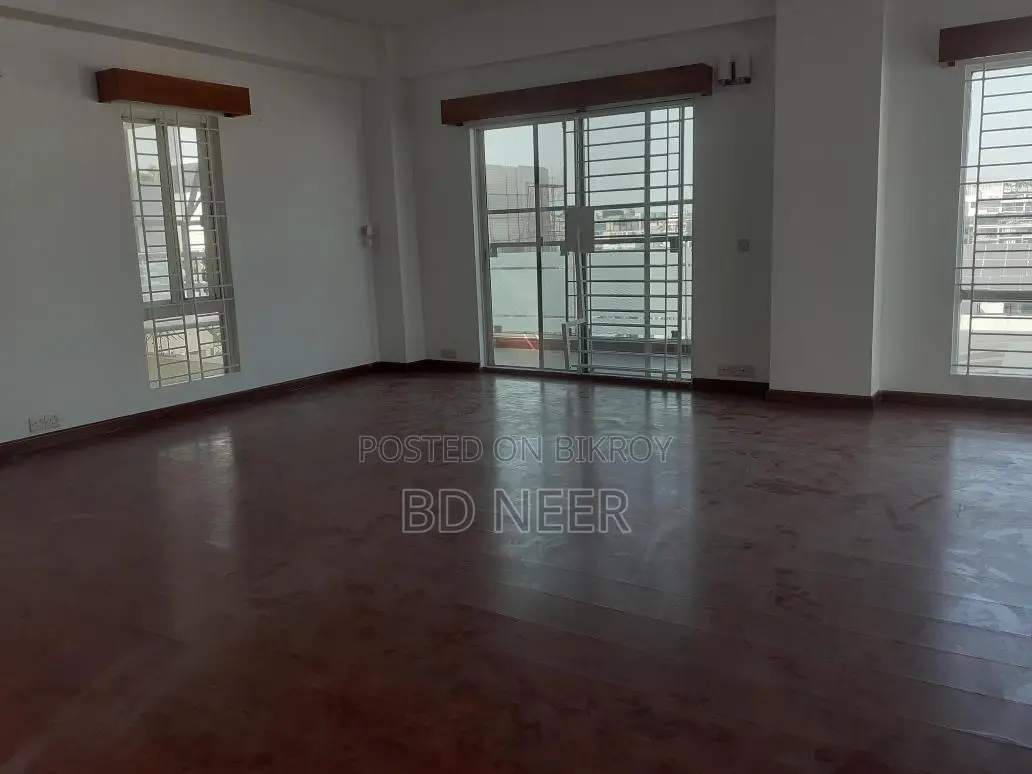 Duplex Semi Furnished 4 Bedroom Apt. Rent at Gulshan-2 North