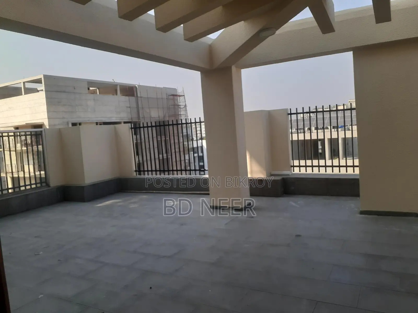 Duplex Semi Furnished 4 Bedroom Apt. Rent at Gulshan-2 North
