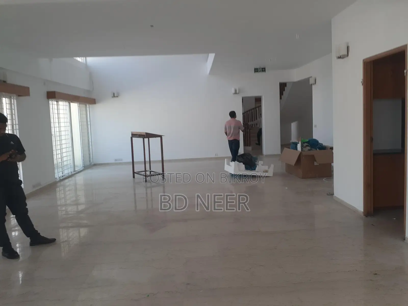 Duplex Semi Furnished 4 Bedroom Apt. Rent at Gulshan-2 North