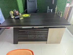 অফিসের আসবাবপত্র বিক্রি হবে