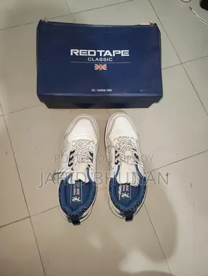 Reo Tape Sneaker Size 42 – Lightly Used, Good Condition