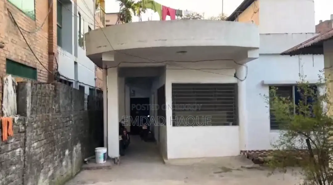 Two Bedroom House For Sale in Shamimabad