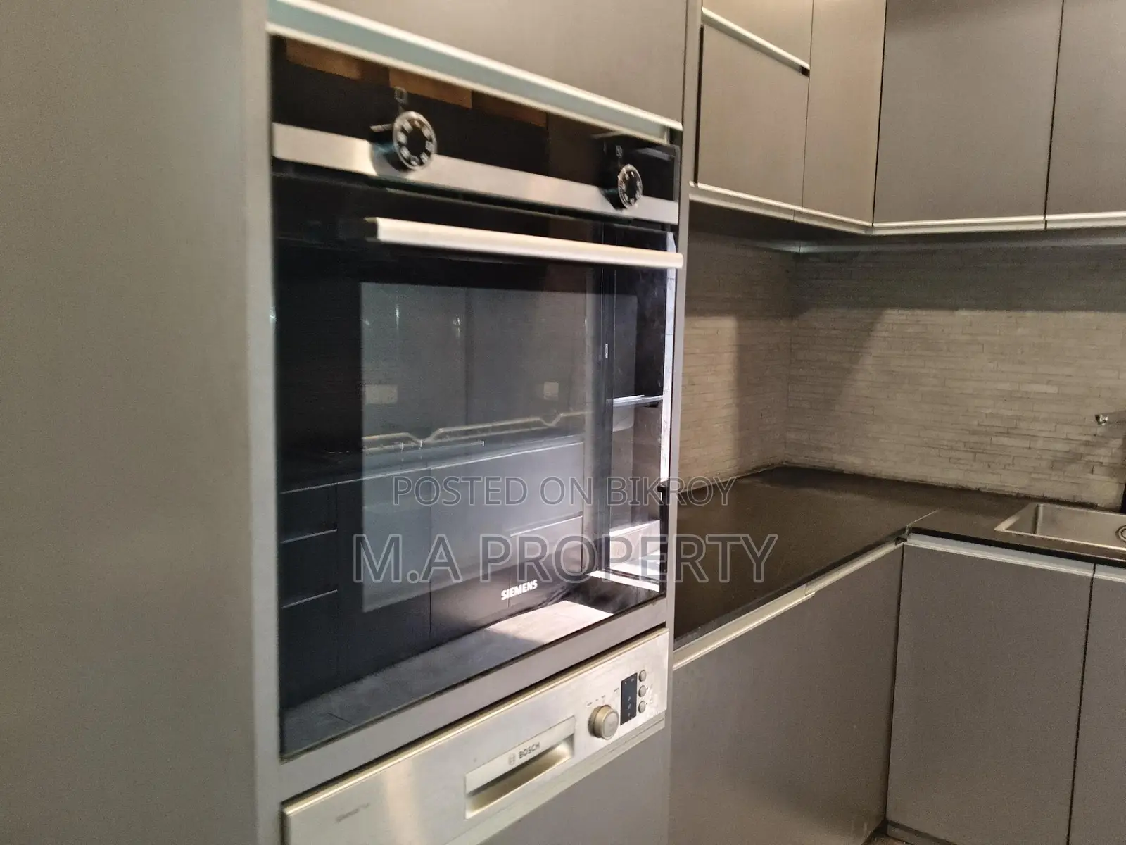 Rent Gulshan North Fully furnish Apartment 3-Bed