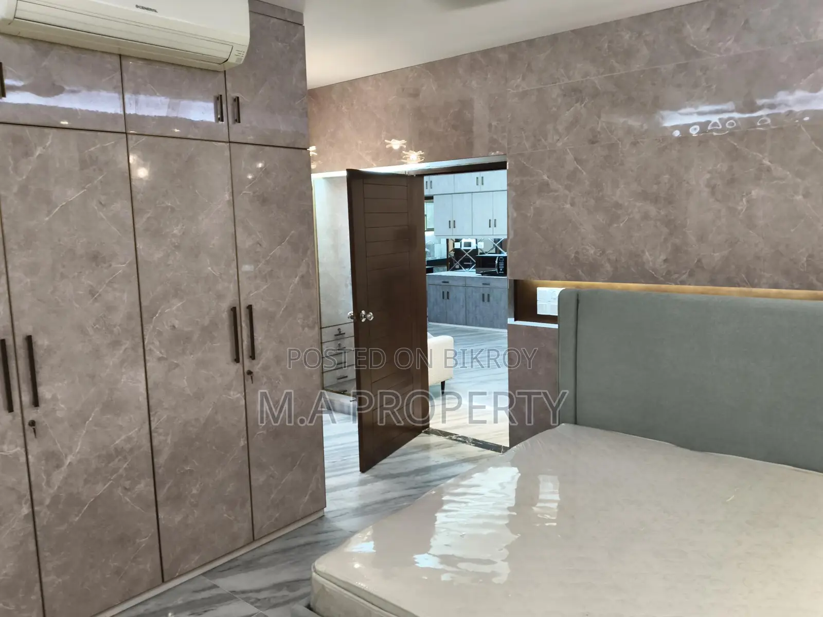 Rent Gulshan North Fully furnish Apartment 3-Bed