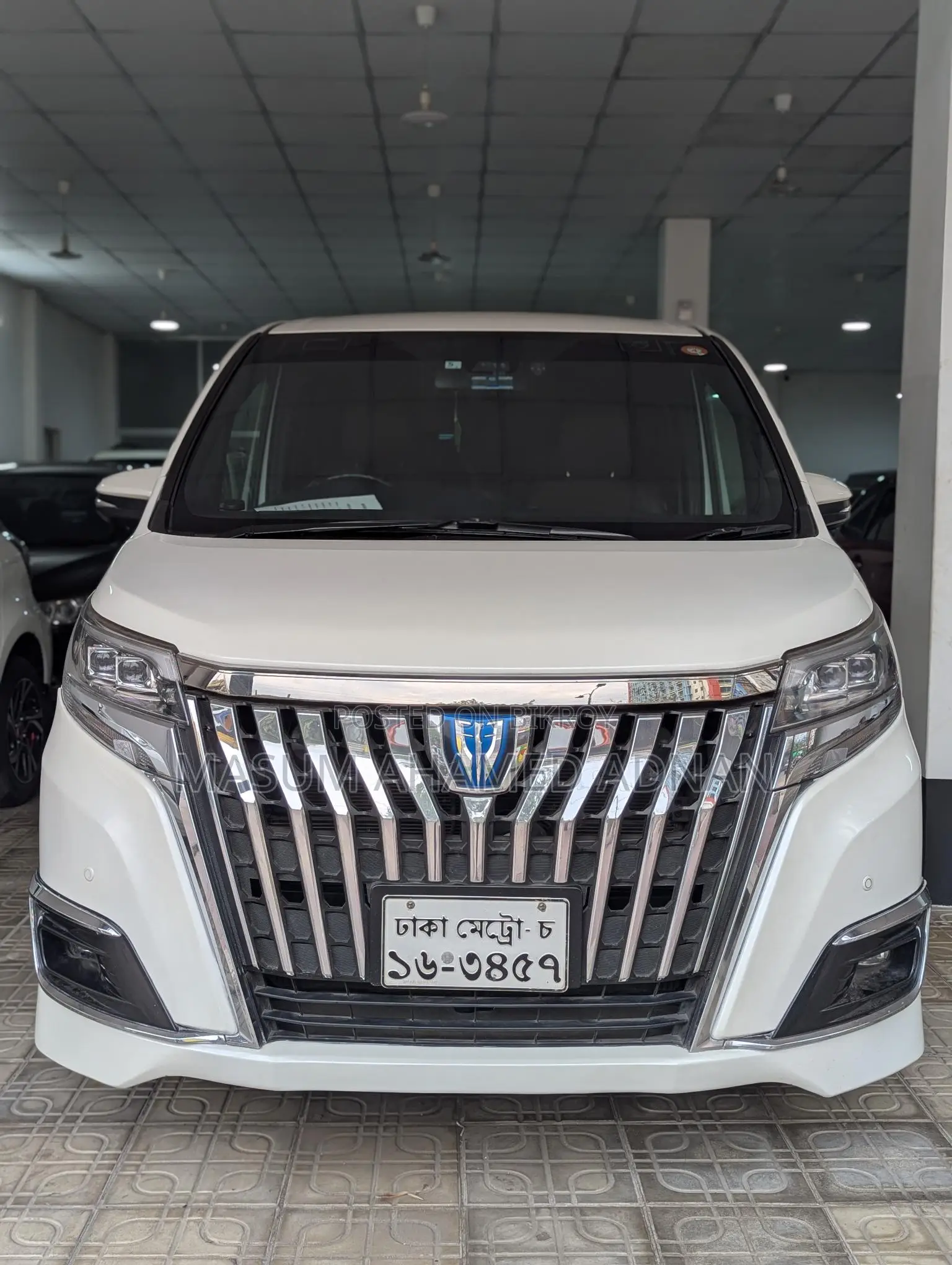 Toyota Esquire Gi premium 2018
