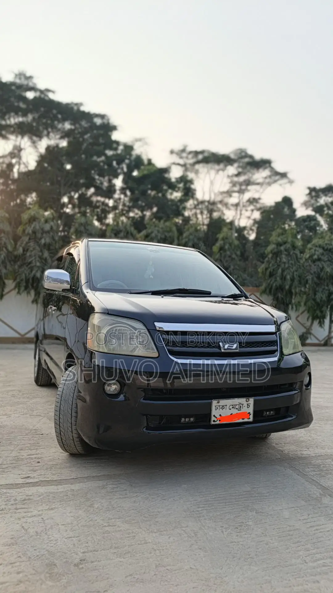 Toyota X-NOHA 2002