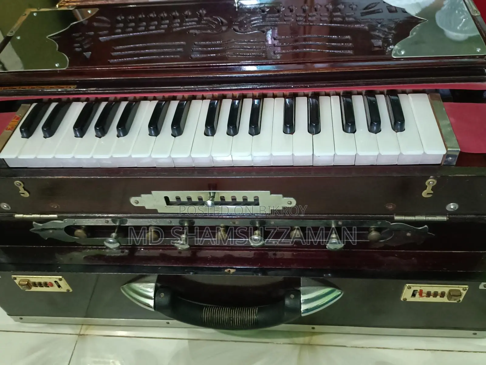 Scale Changer Harmonium
