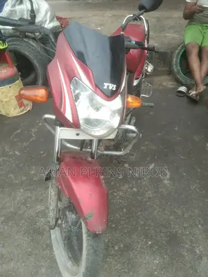 TVS Metro 2015