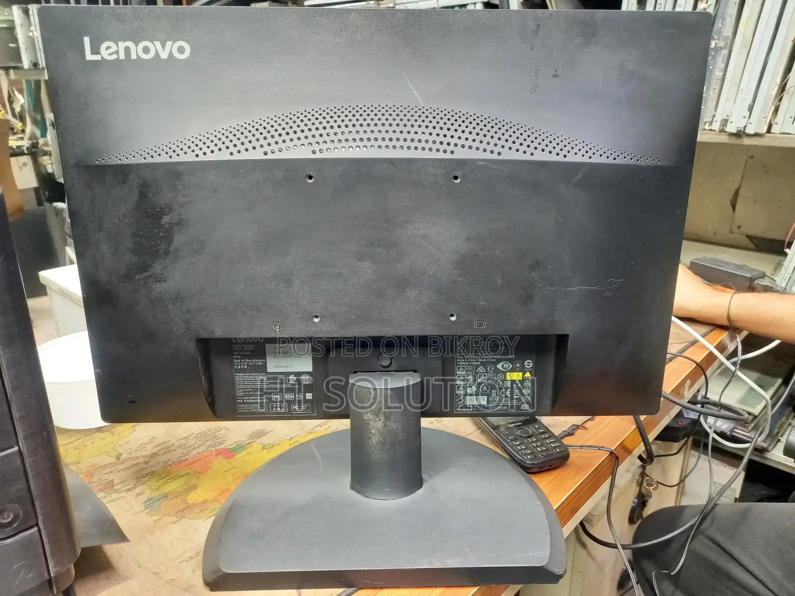 Good monitor at a low price! Lenovo 20" Monitor!