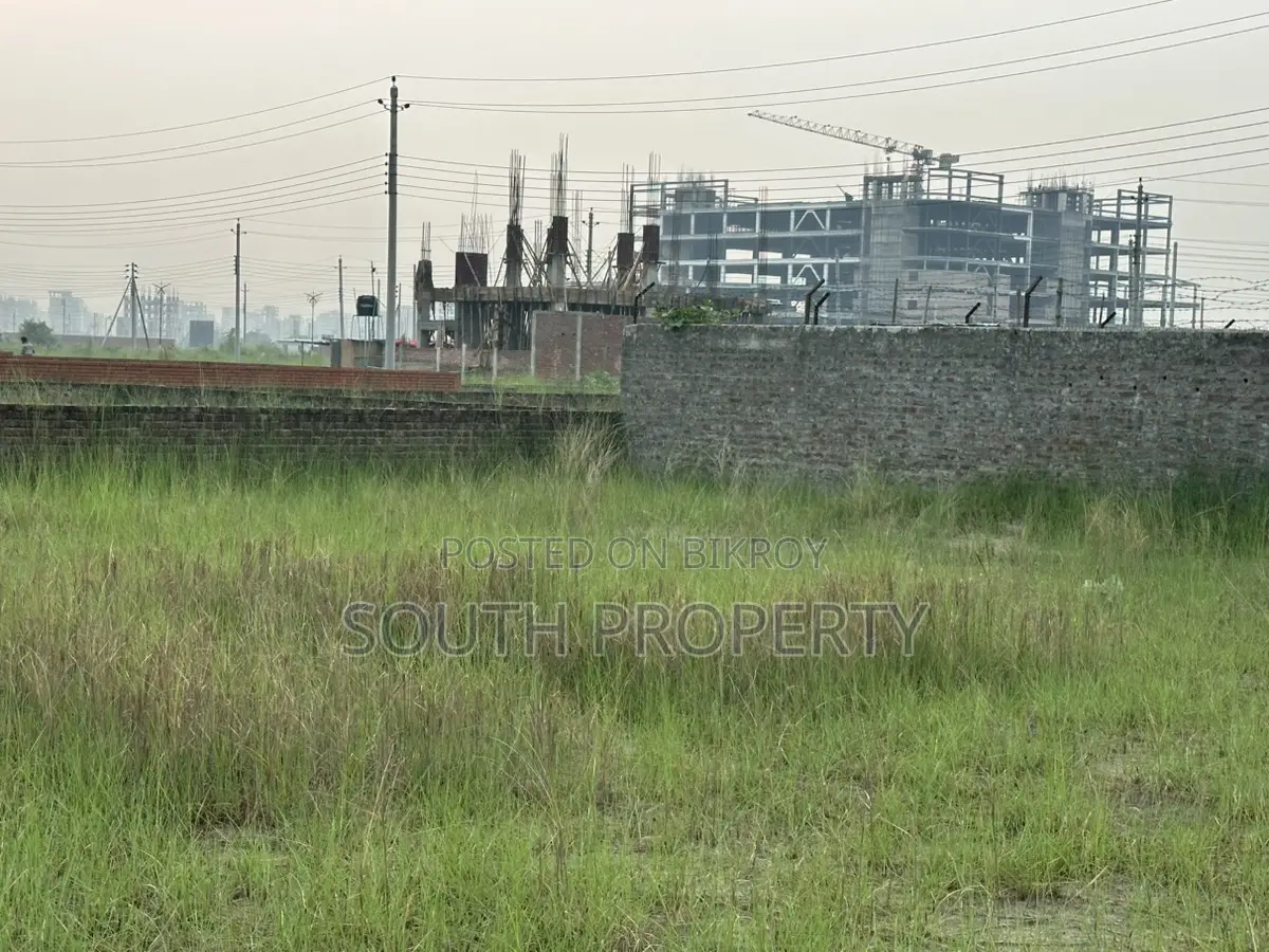 ব্লক-এন, (৩+৩)=৬ কাঠা, উত্তরমুখী, বসুন্ধরা আর/এ