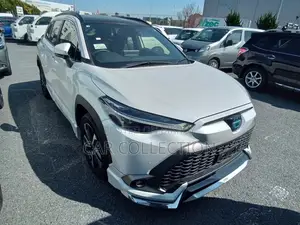 Toyota Corolla Cross Z Leather HV Pearl 2023