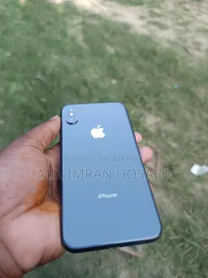 Apple iPhone XS (Used)