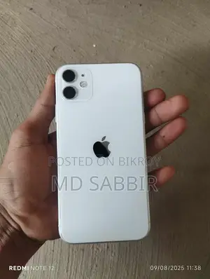 Apple iPhone 11 (Used)