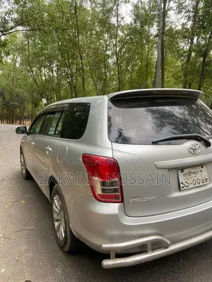 Toyota Fielder 2010