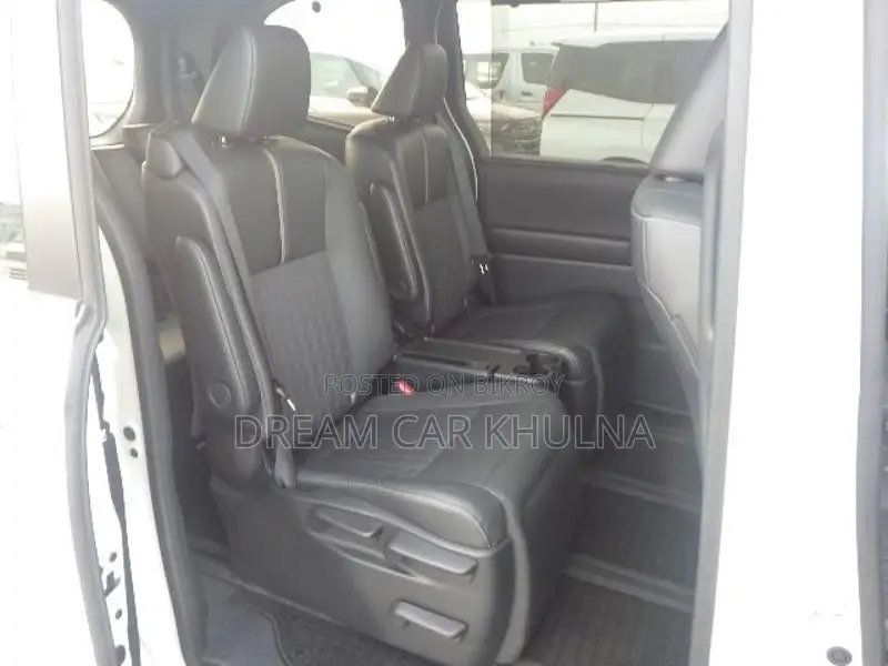 Toyota Noah HYBRID PKG.S-Z 2022