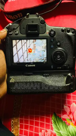 Canon 6D Professional Body Only