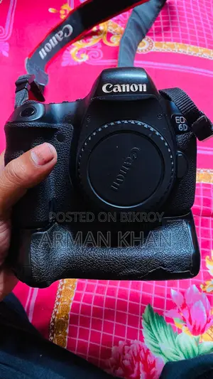 Canon 6D Profasonl Body Only