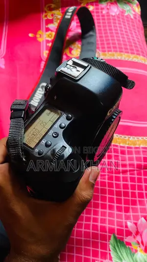 Canon 6D Profasonl Body Only