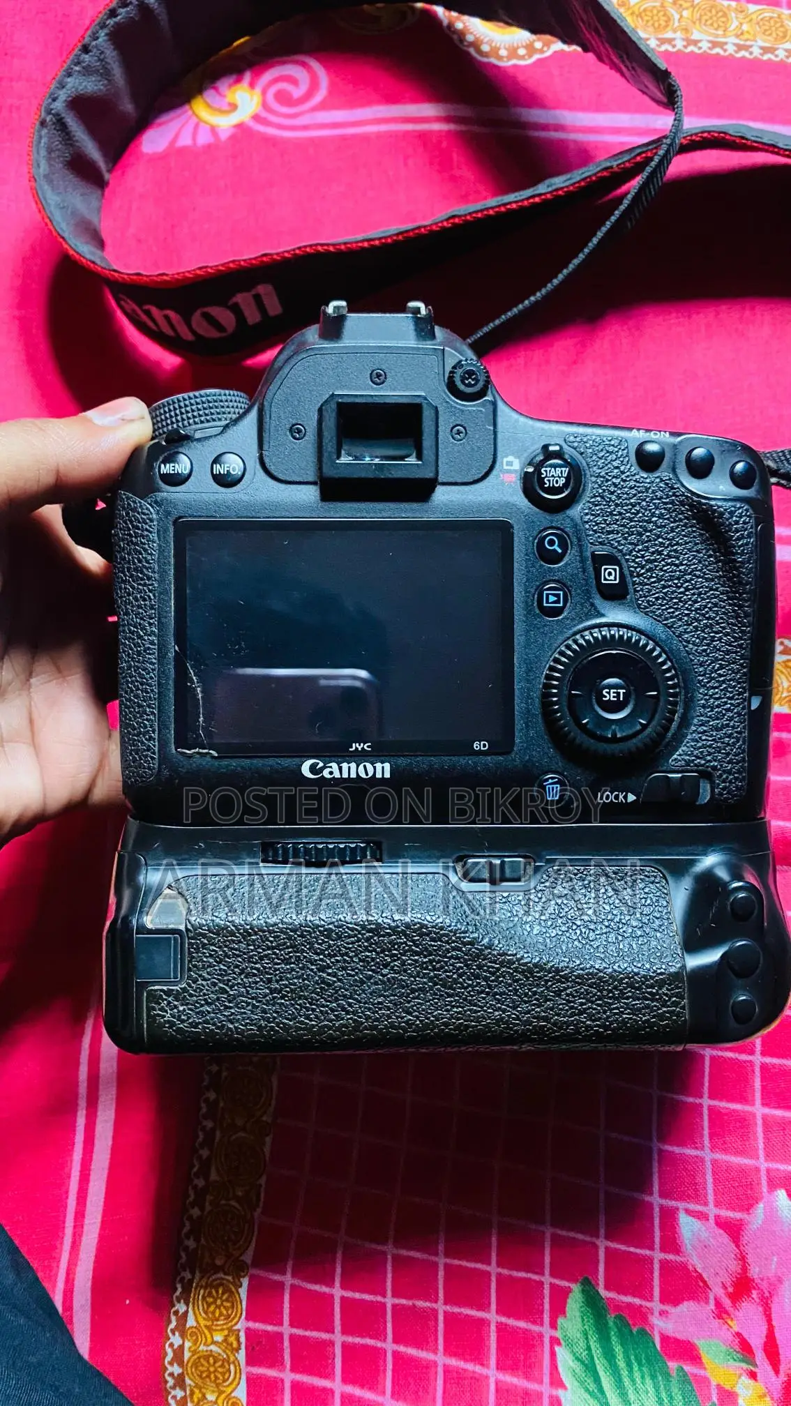 Canon 6D Profasonl Body Only