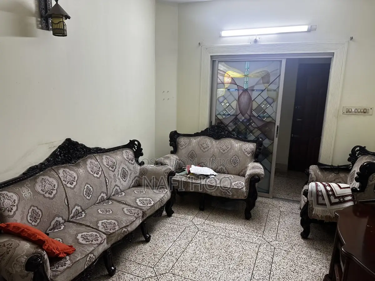6 Seater Luxurious Wooden Sofa Set for Sale