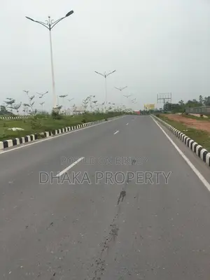 300ft Rd 10 Katha Commercial Sector-1