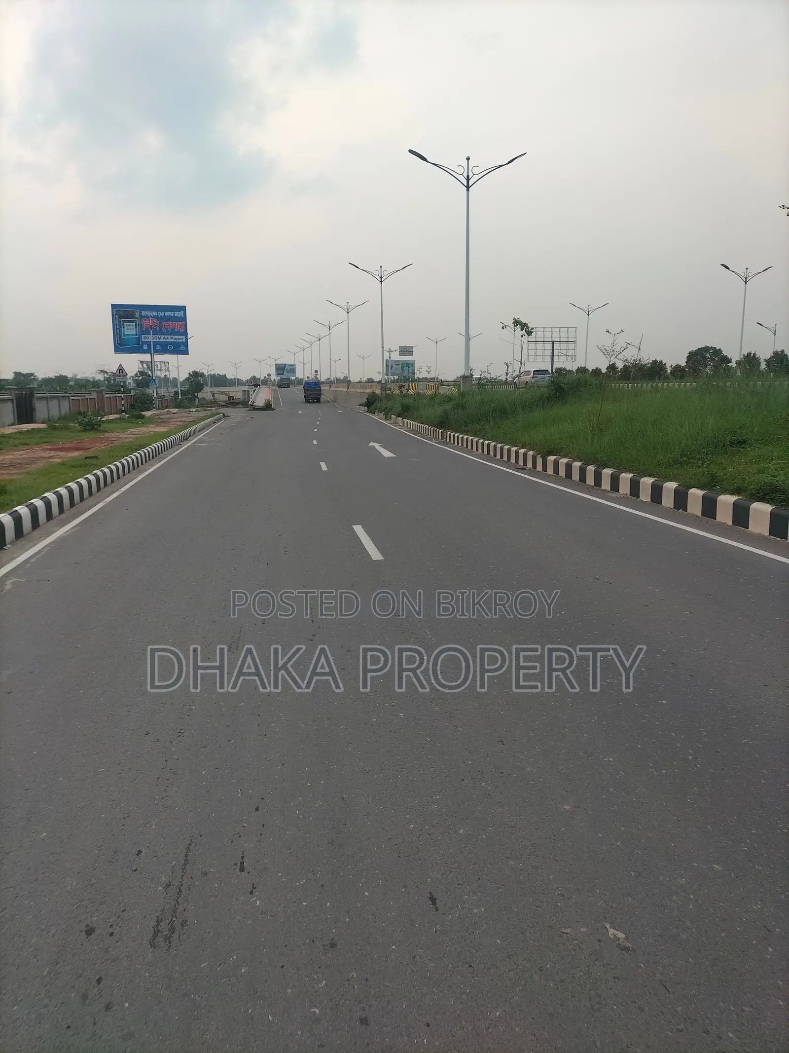 300ft Rd 10 Katha Commercial Sector-1