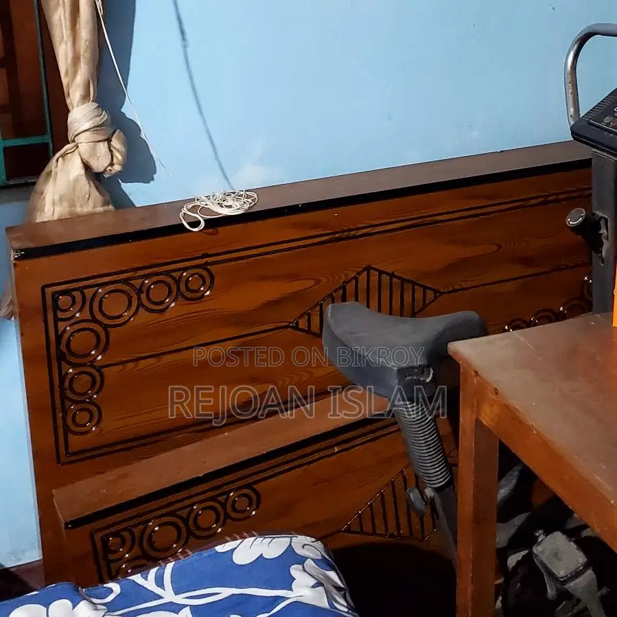 অটবি সিঙ্গেল খাট