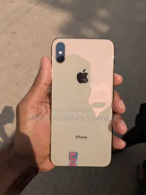 Apple iPhone XS Max (Used)