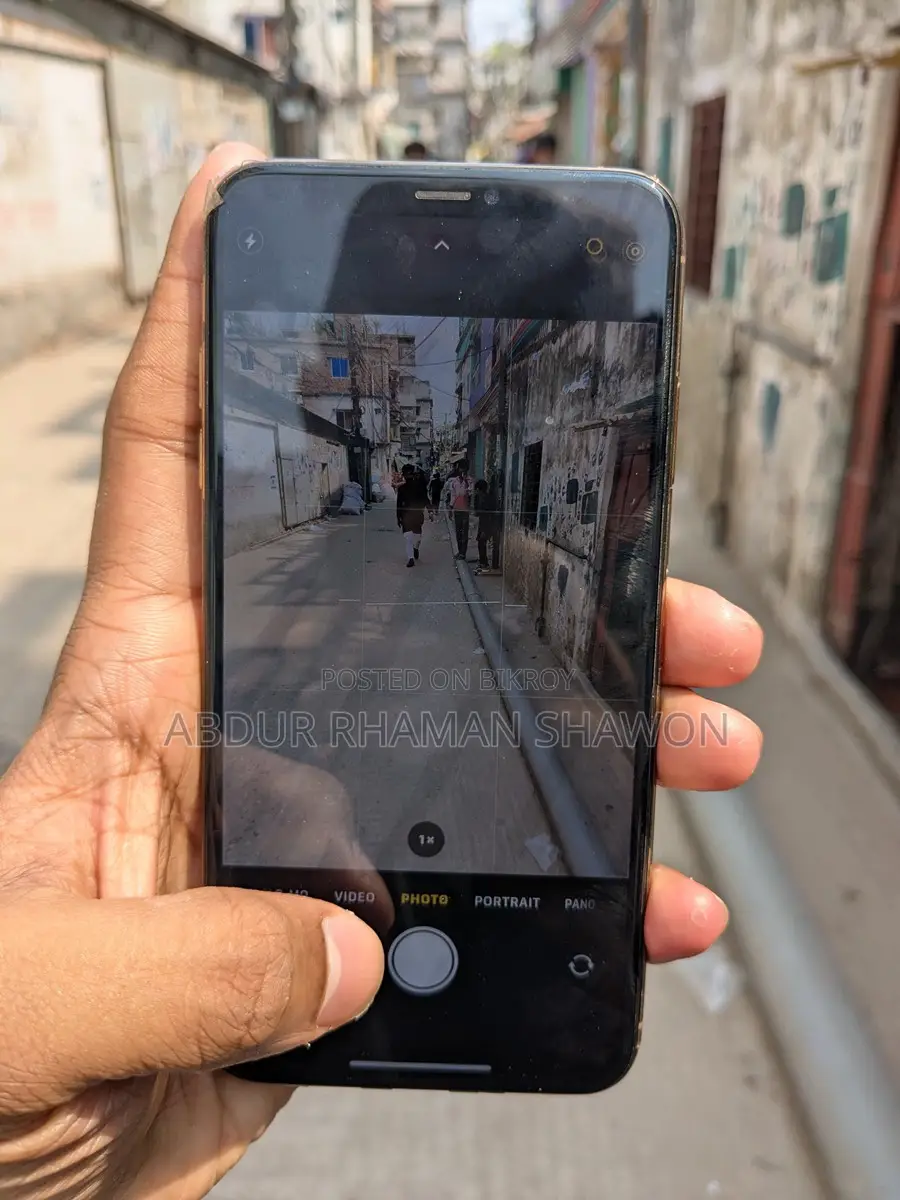 Apple iPhone XS Max (Used)