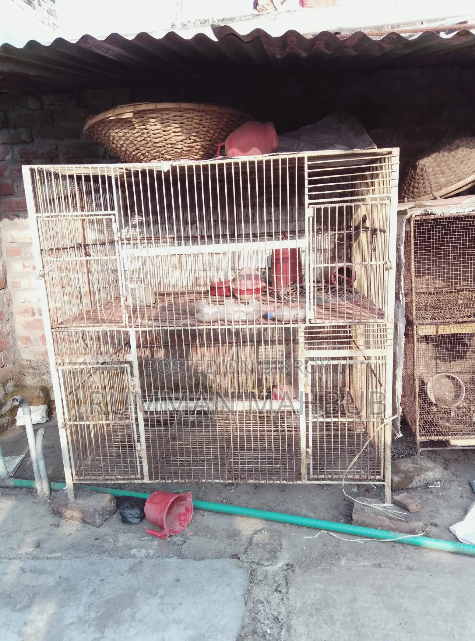 ২ টি লোহার খাচা বিক্রয় করা হবে