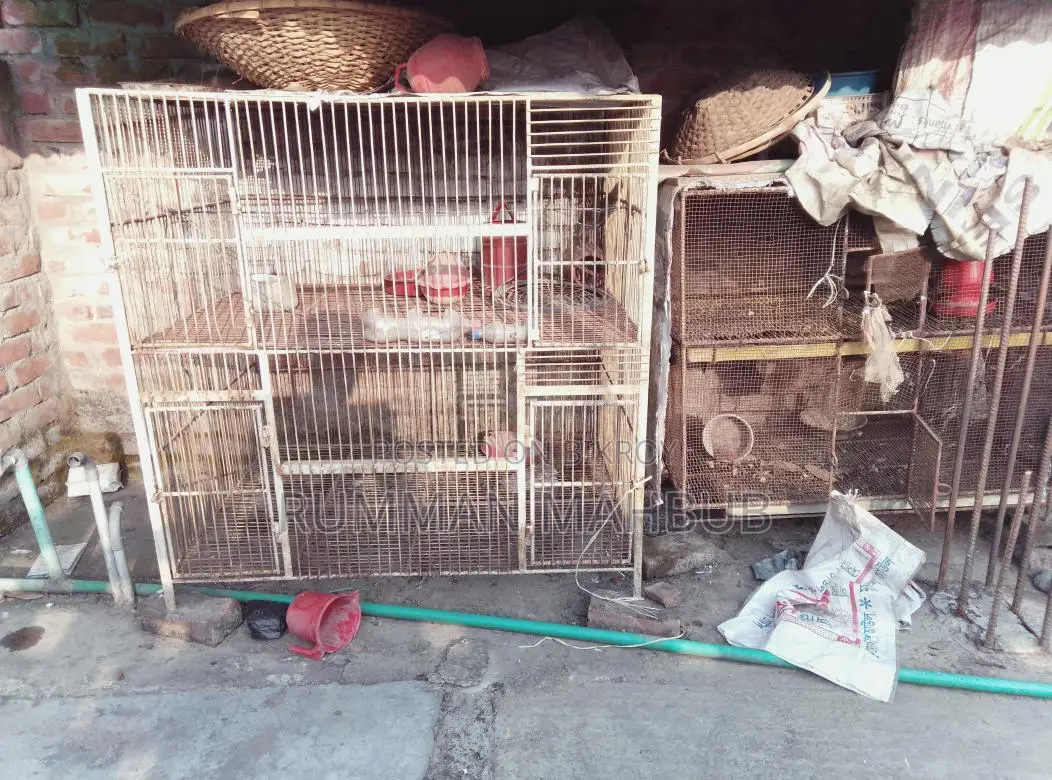২ টি লোহার খাচা বিক্রয় করা হবে