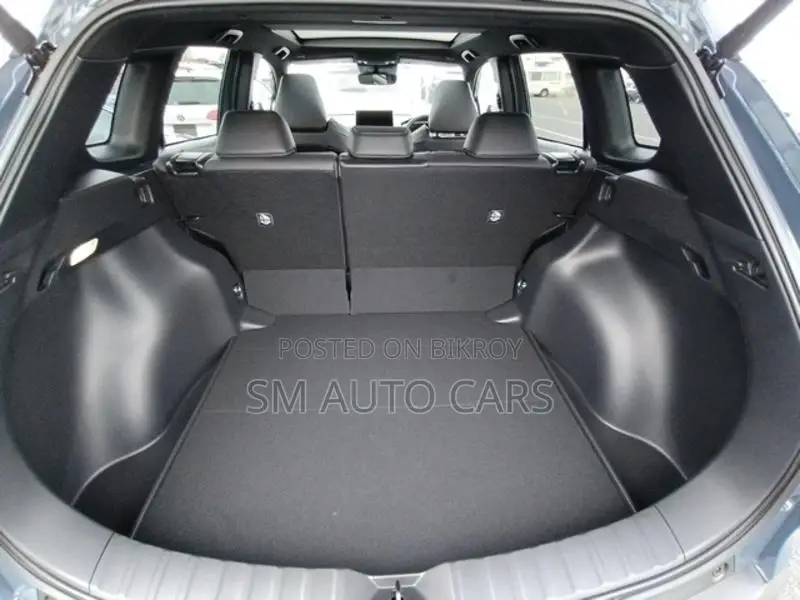 Toyota Corolla Cross Z Massive Grey 2026