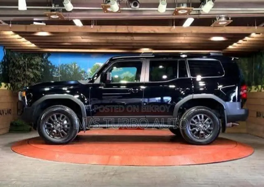 Toyota Land Cruiser LC250 2024