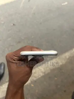 Apple iPhone 11 (Used)
