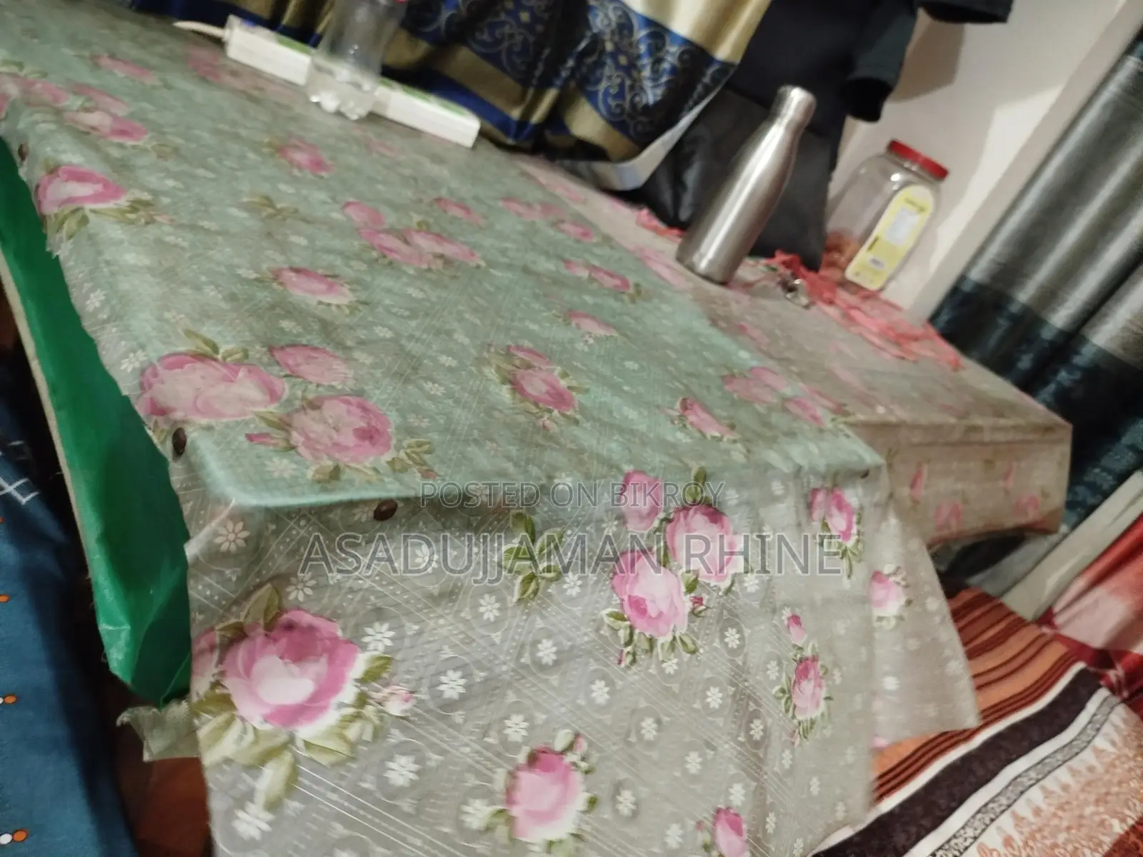 টেবিল চেয়ার বিক্রয়