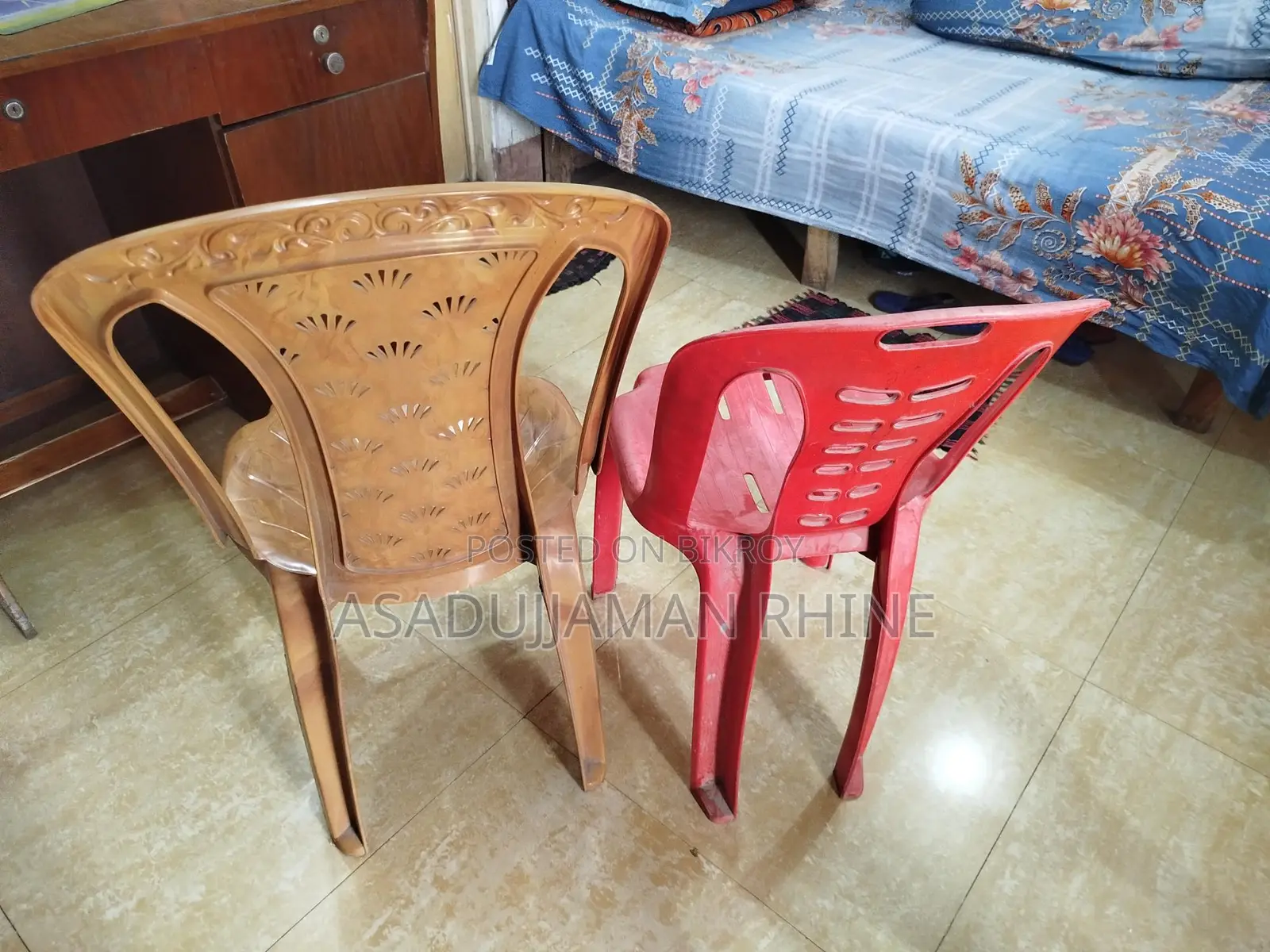 টেবিল চেয়ার বিক্রয়