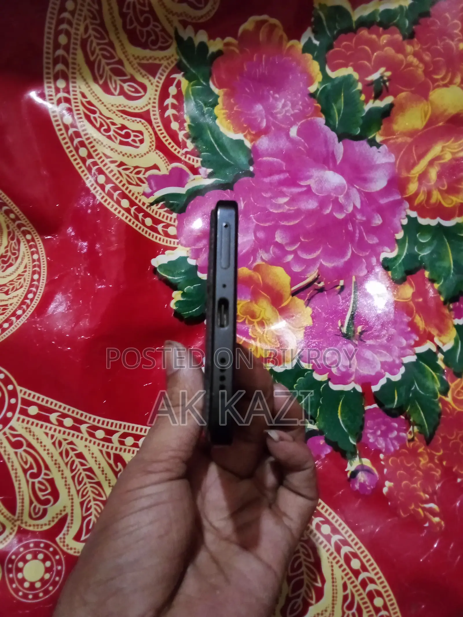 Xiaomi POCO F58 /256 (Used)