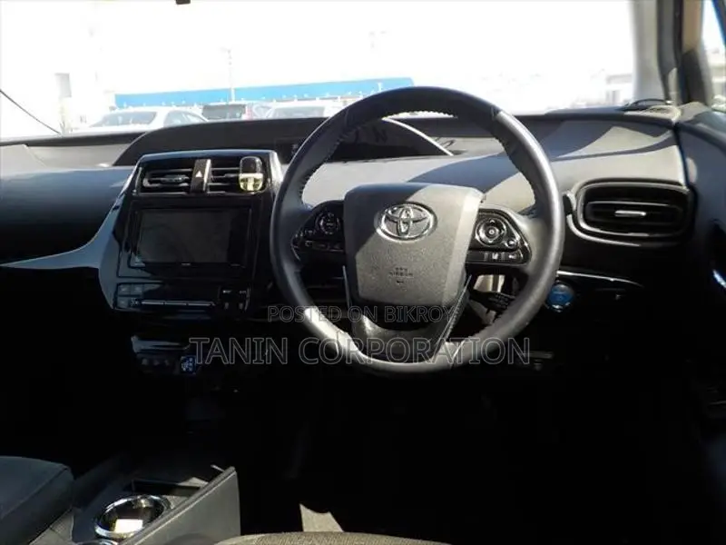 Toyota Prius S LED SUNROOF 2020