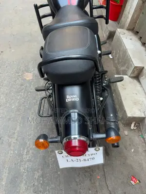Royal Enfield Classic 350 . 2024