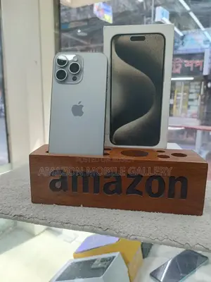 Apple iPhone 15 Pro Max 256 GB (Used)