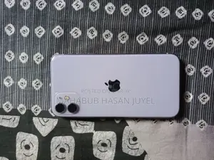 Apple iPhone 11 (Used)