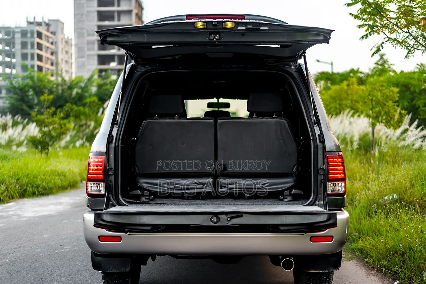Toyota Land Cruiser 105 1999