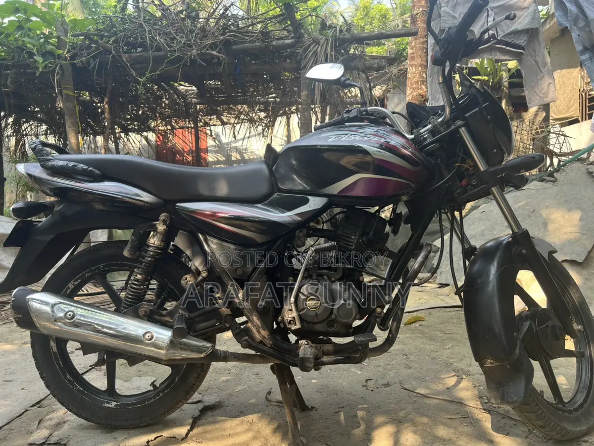 Bajaj Discover 100 . 2020