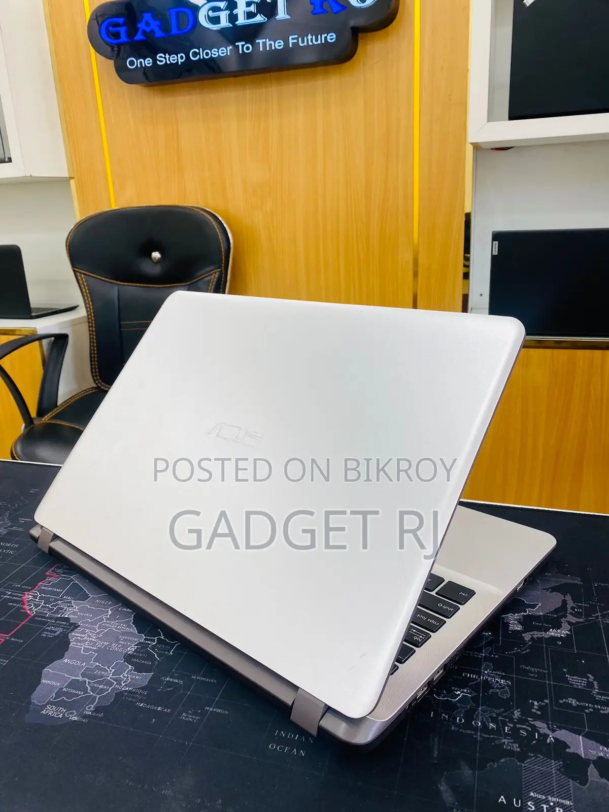 Fresh Laptop Asus 15 VivoBook