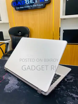 Fresh Laptop Asus 15 VivoBook