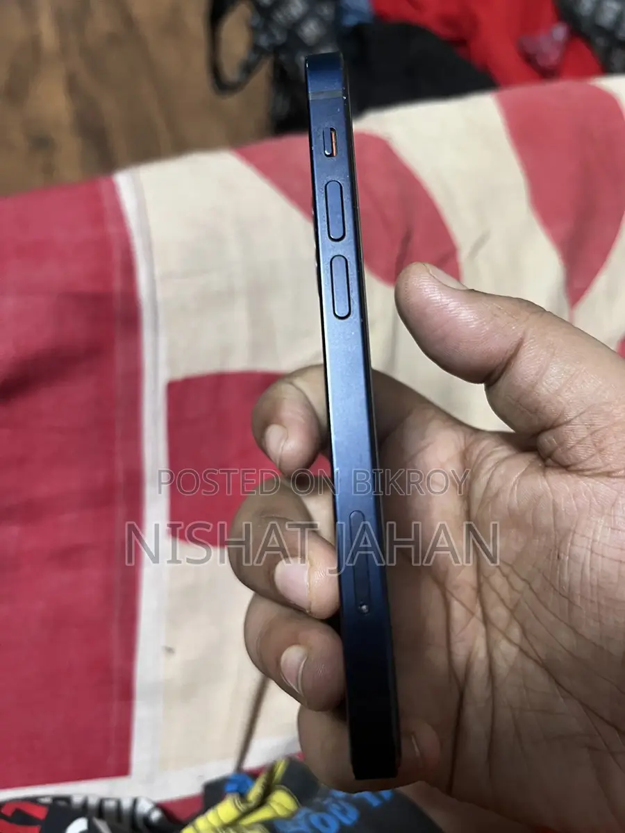 Apple iPhone 12 Mini . (Used)