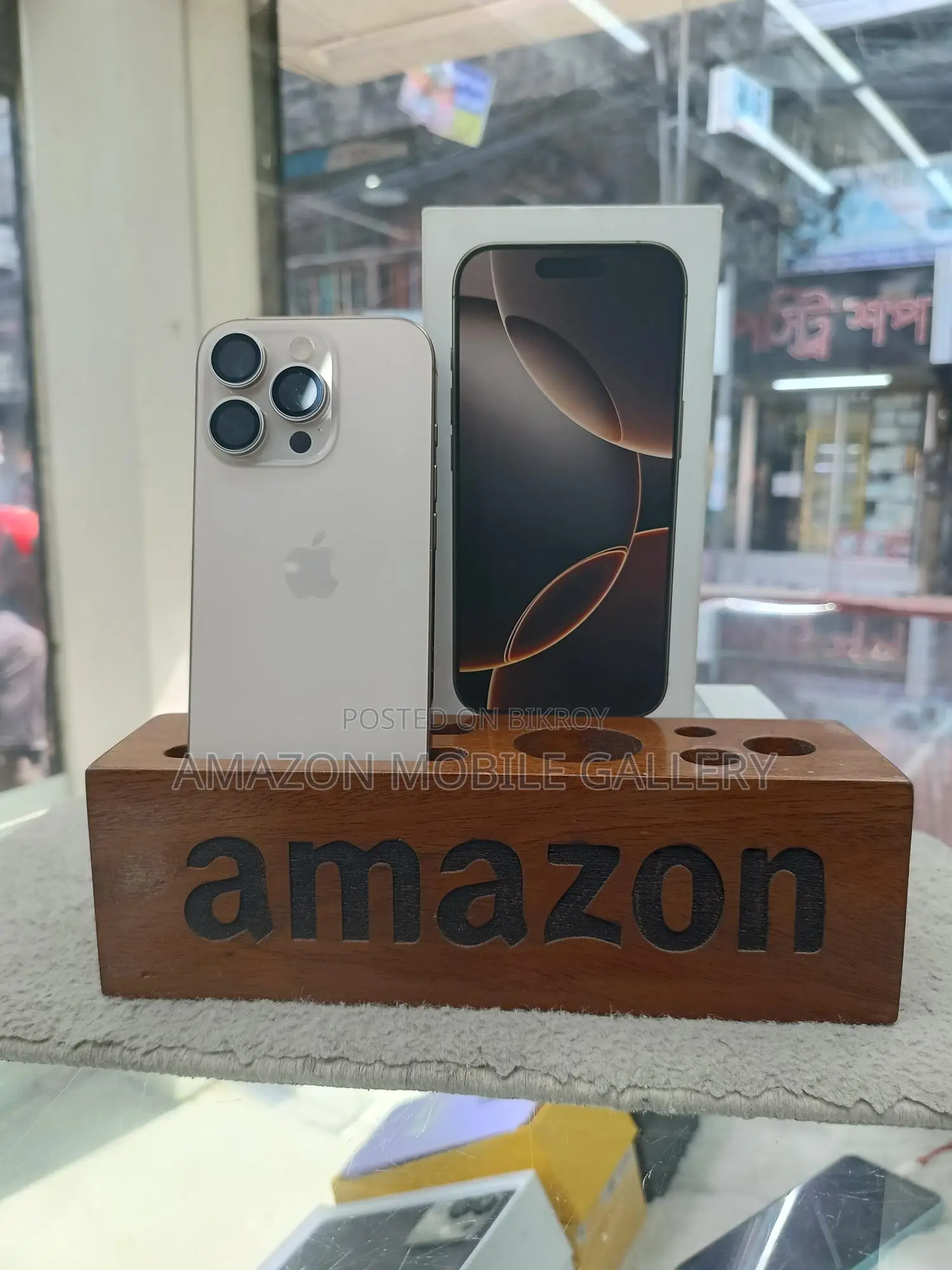 Apple iPhone 16 Pro 128Gb (Singapore) (Used)