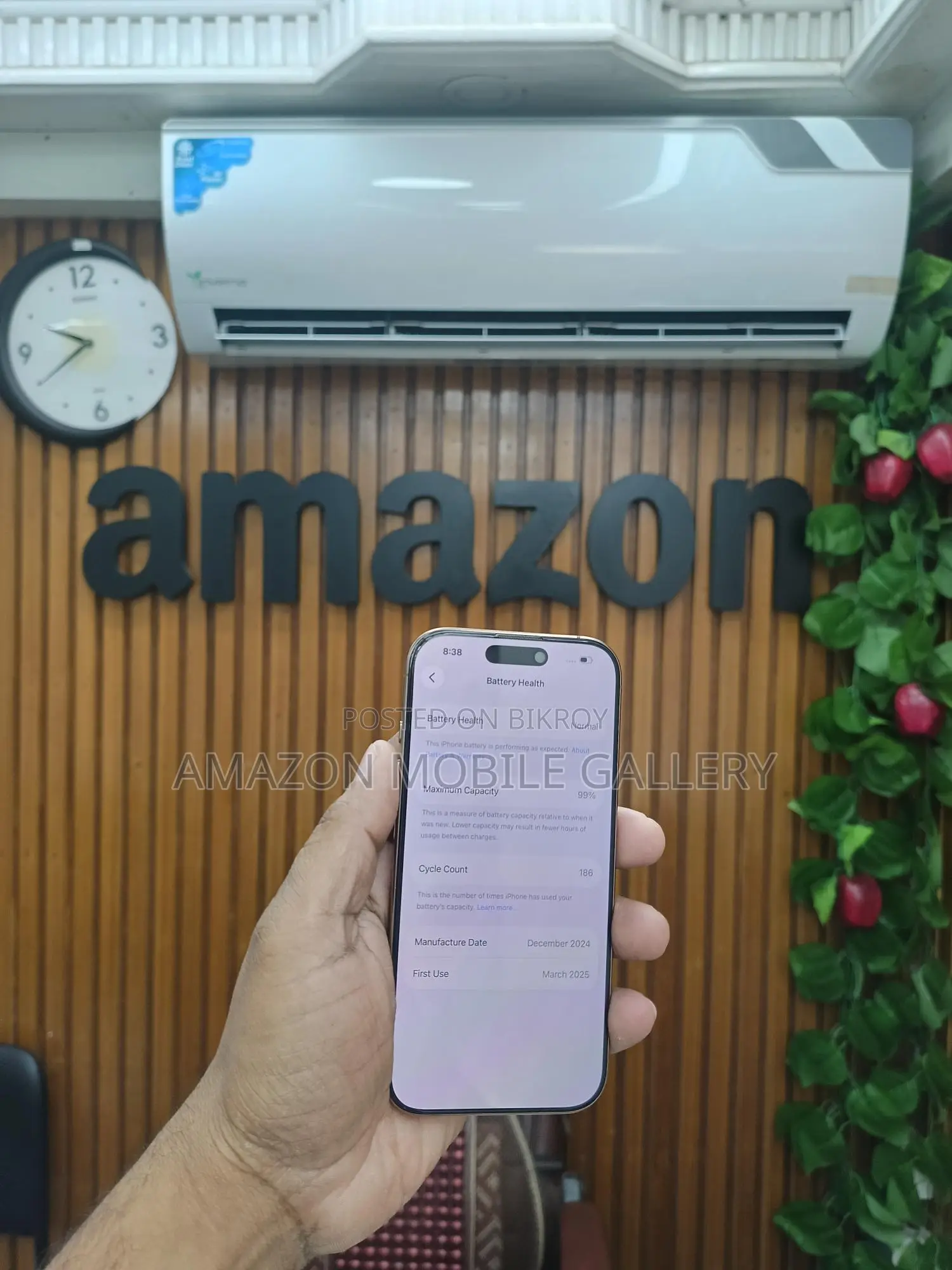 Apple iPhone 16 Pro 128Gb (Singapore) (Used)